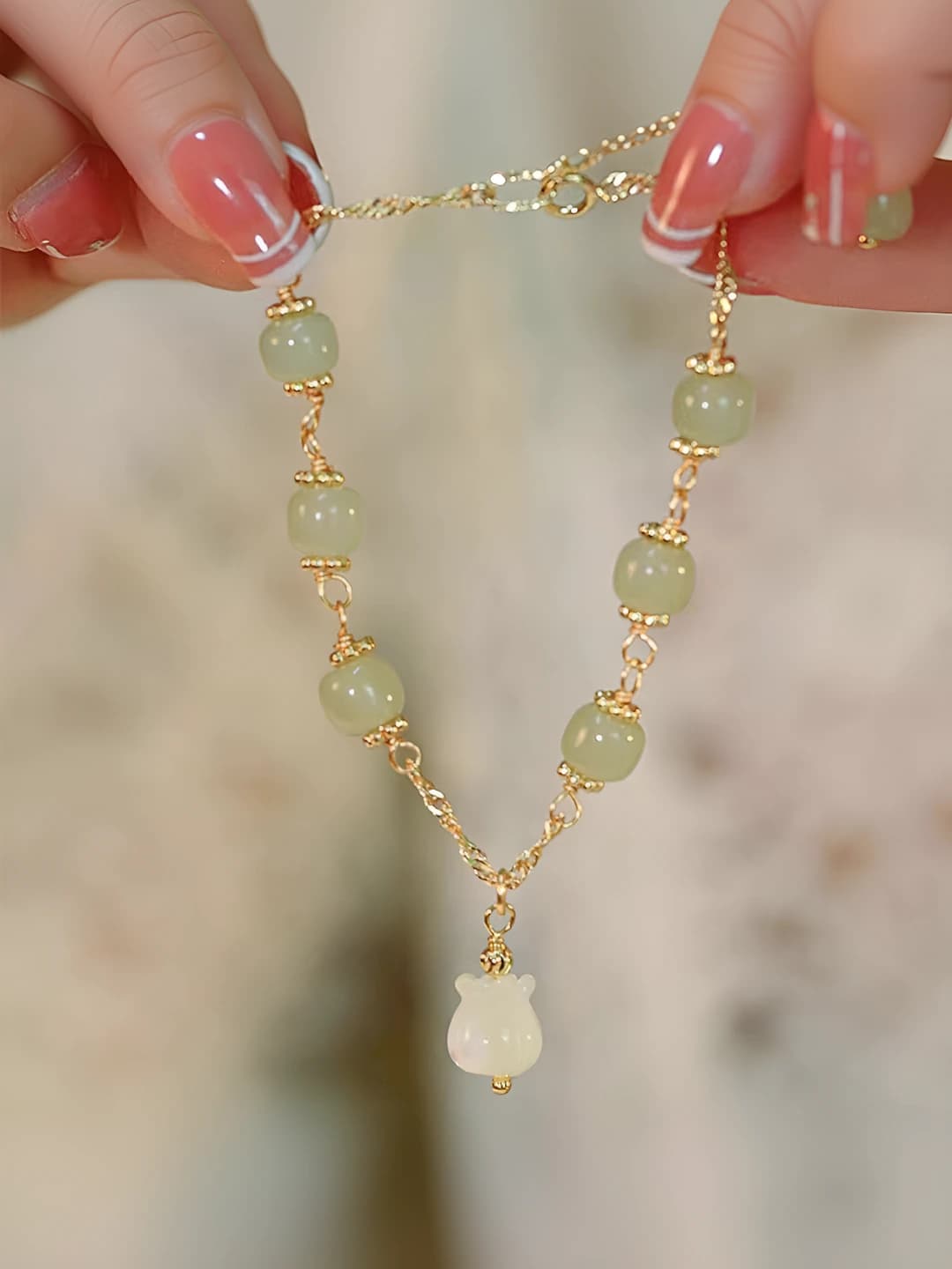 Women's beaded necklaces with floral design, made of glass and glaze, electroplated, country style, sweet and elegant