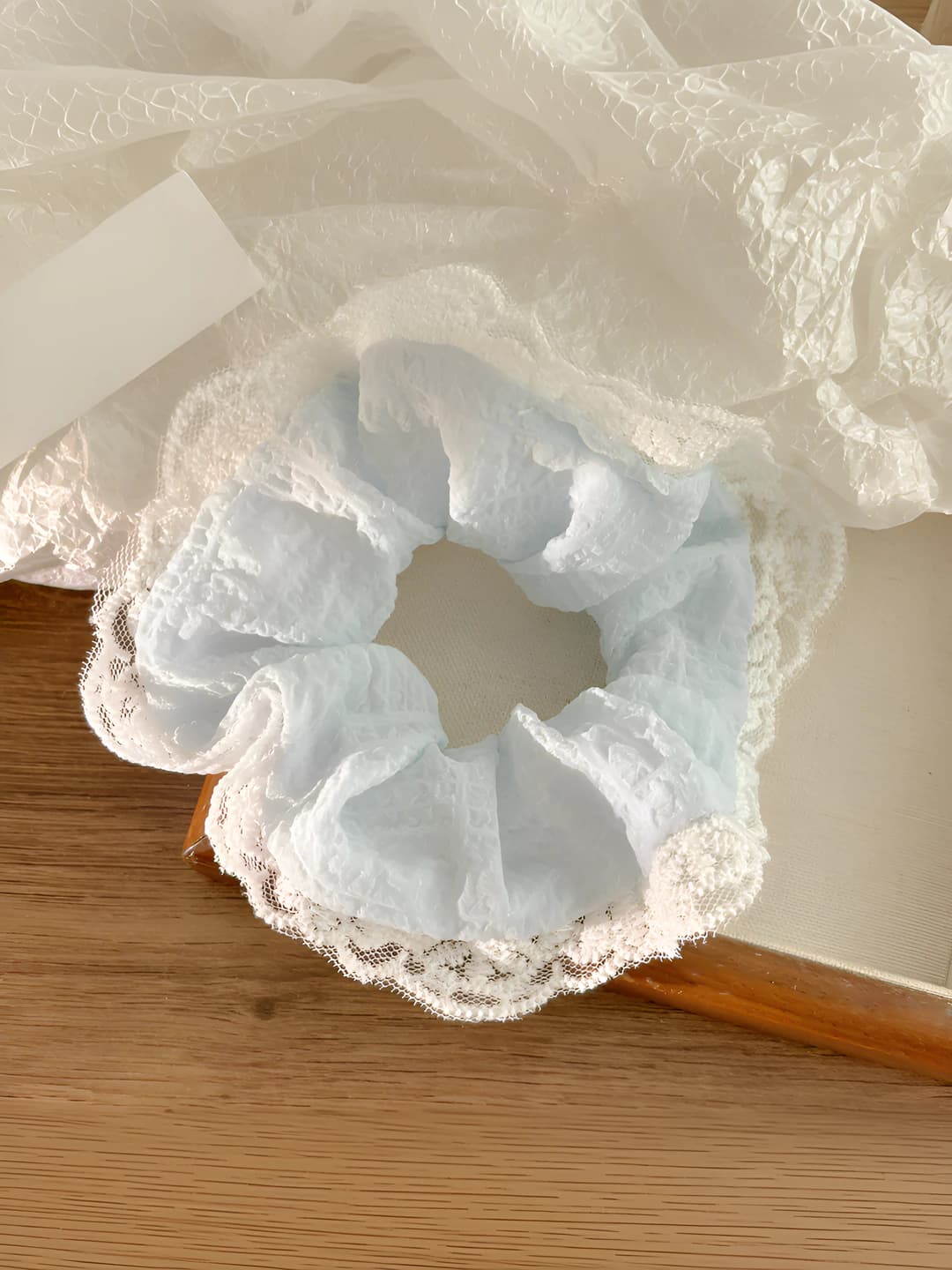 Blue lace scrunchie 10 cm