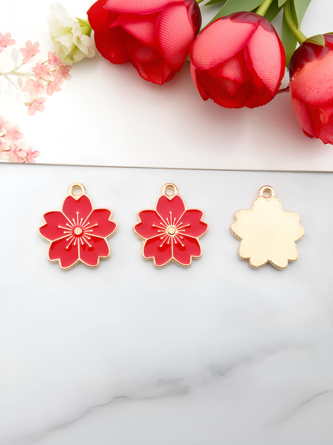 Red enamel flower, 17x19 mm