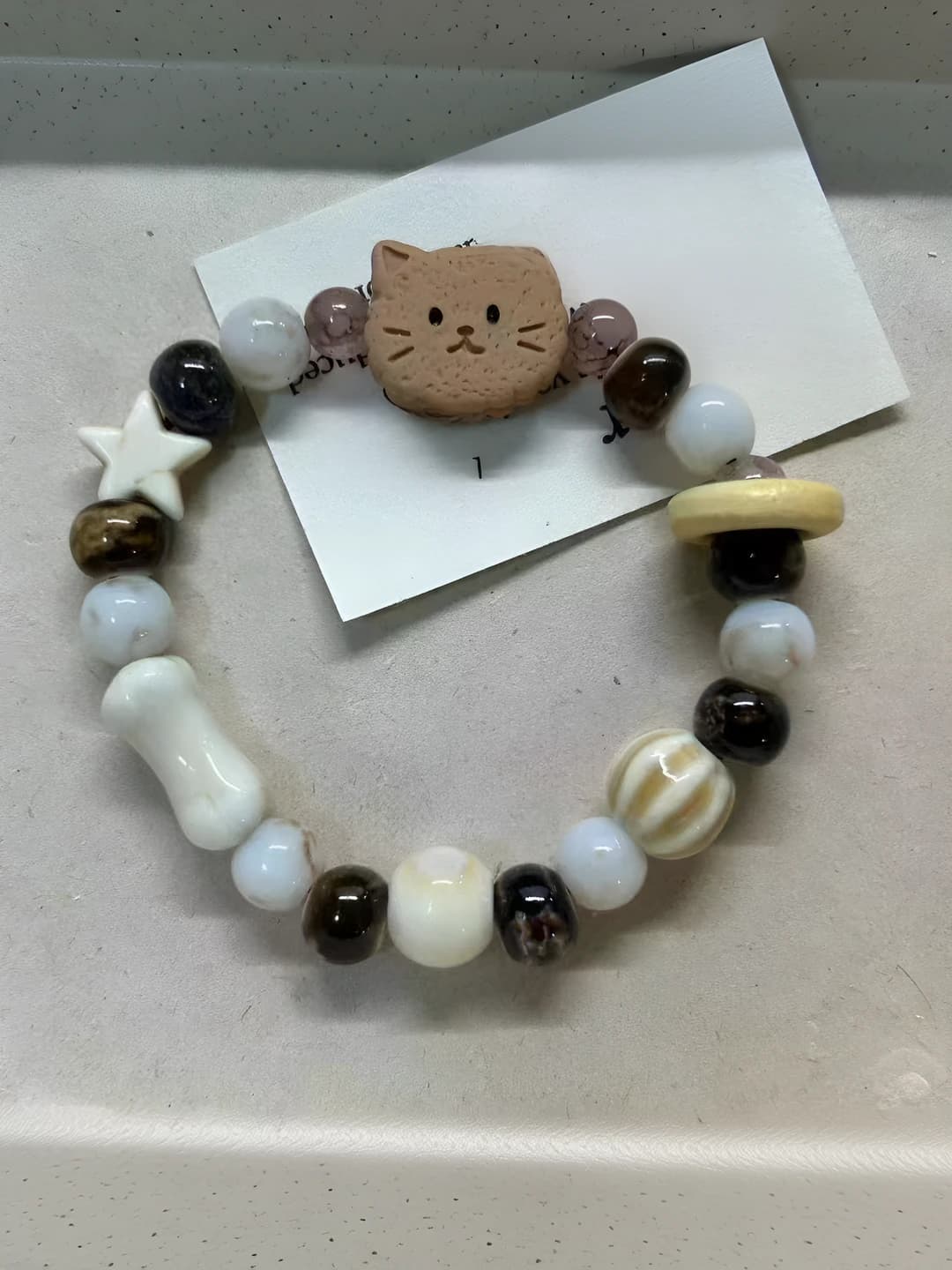 Black cheese kitten bracelet [1 pc]