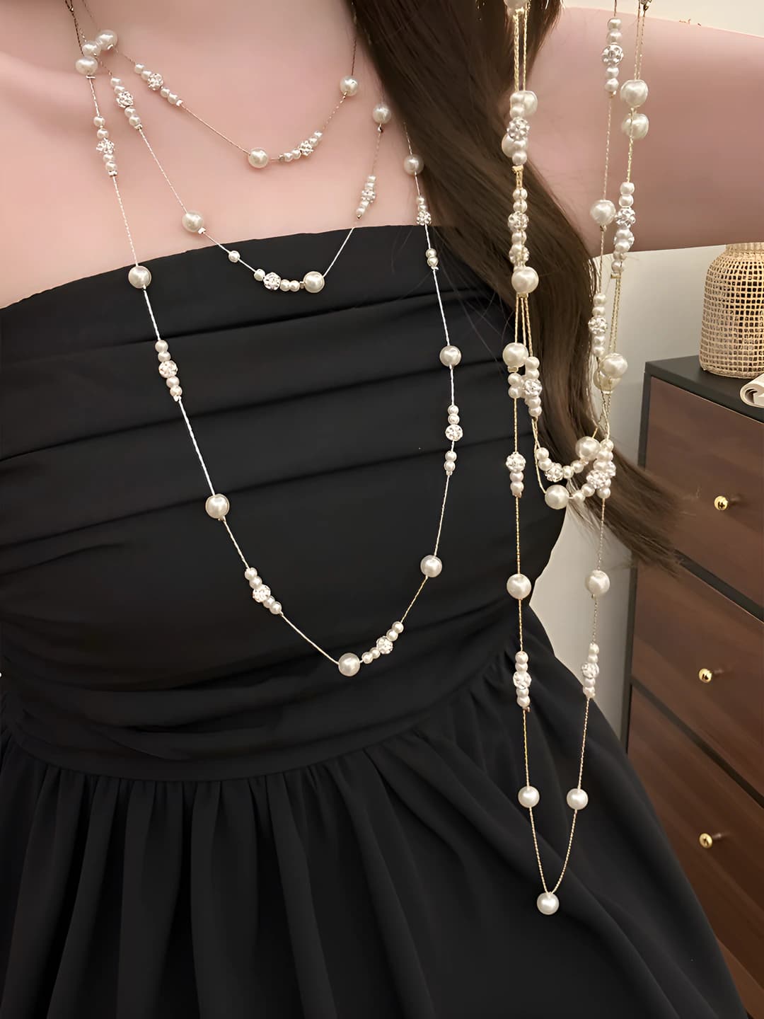 Women's layered beaded pearl necklace with rhinestone glass beads, French style, sweater chain, length 81 cm and above