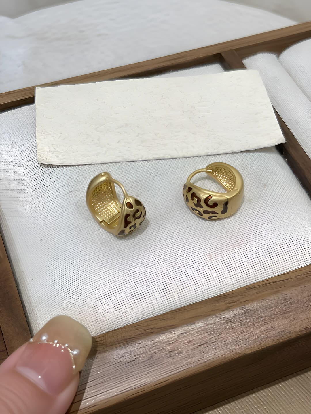 Gold leopard metal earrings