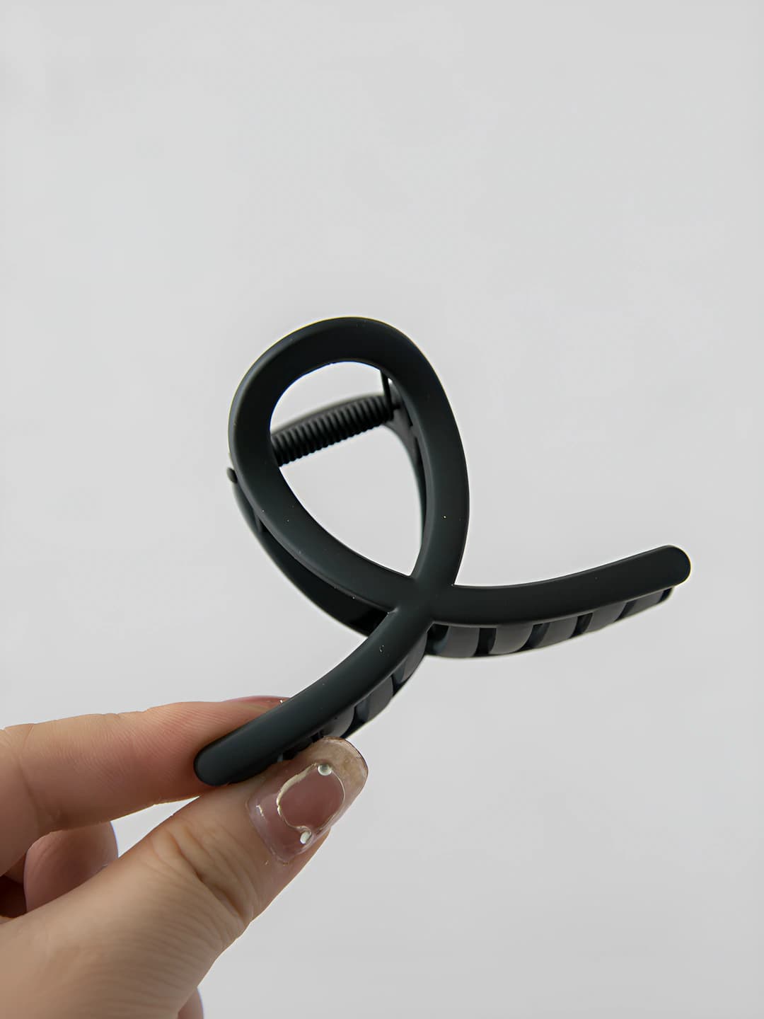 Qora (mat)