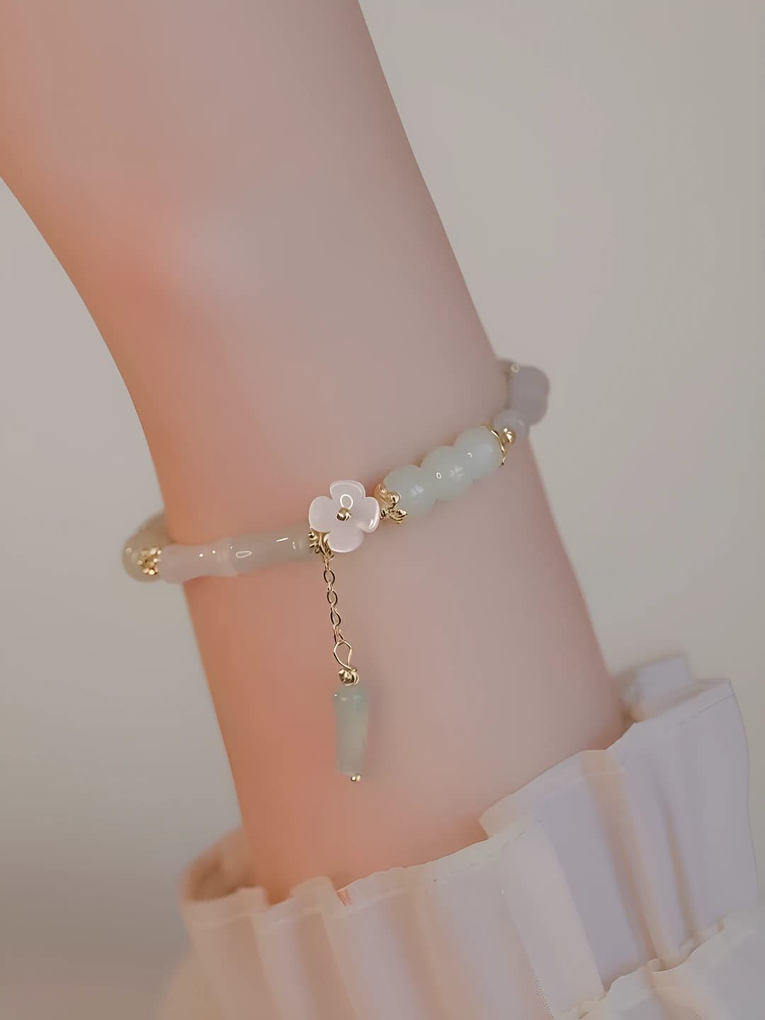 Floral bloom bracelet