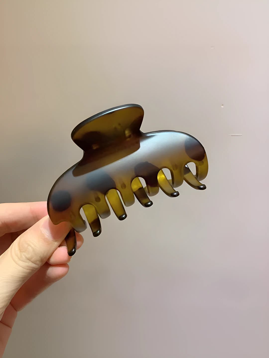 Ракушка зажим янтарный жёлтый -8.5cm
