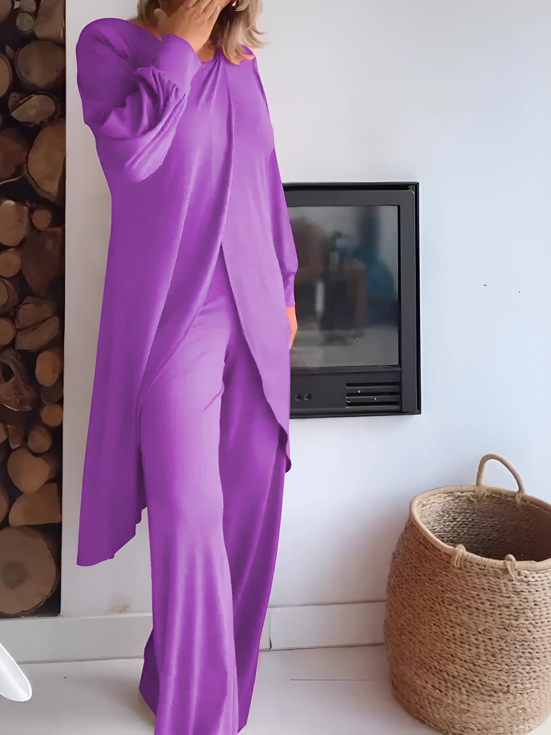 Фиолетовый