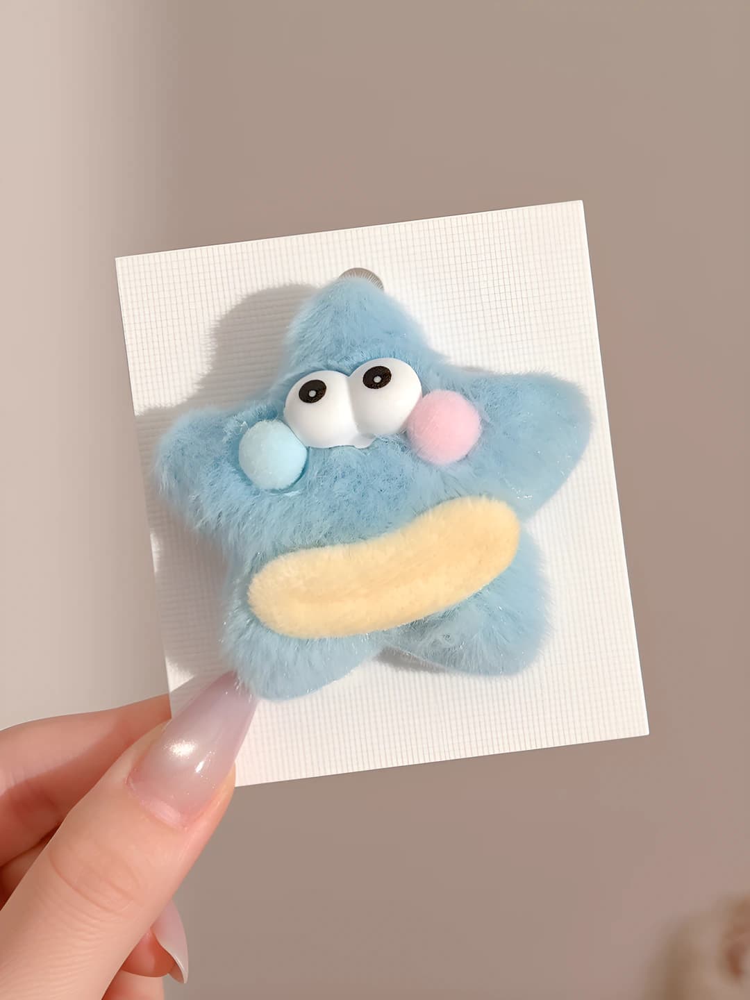 1# Blue star clip ~6.5 cm
