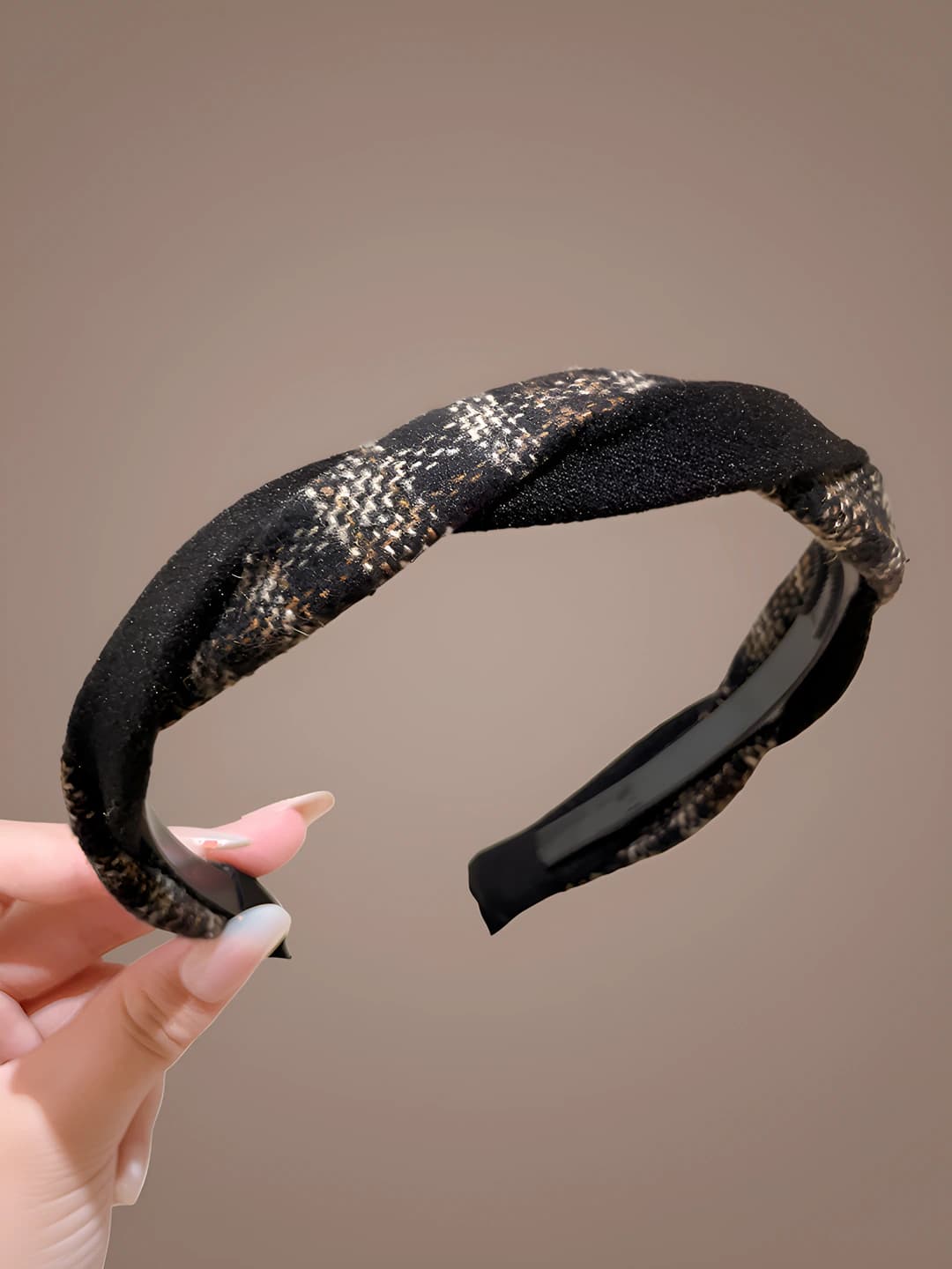 3# Qora diagonal katak soch to'g'asi