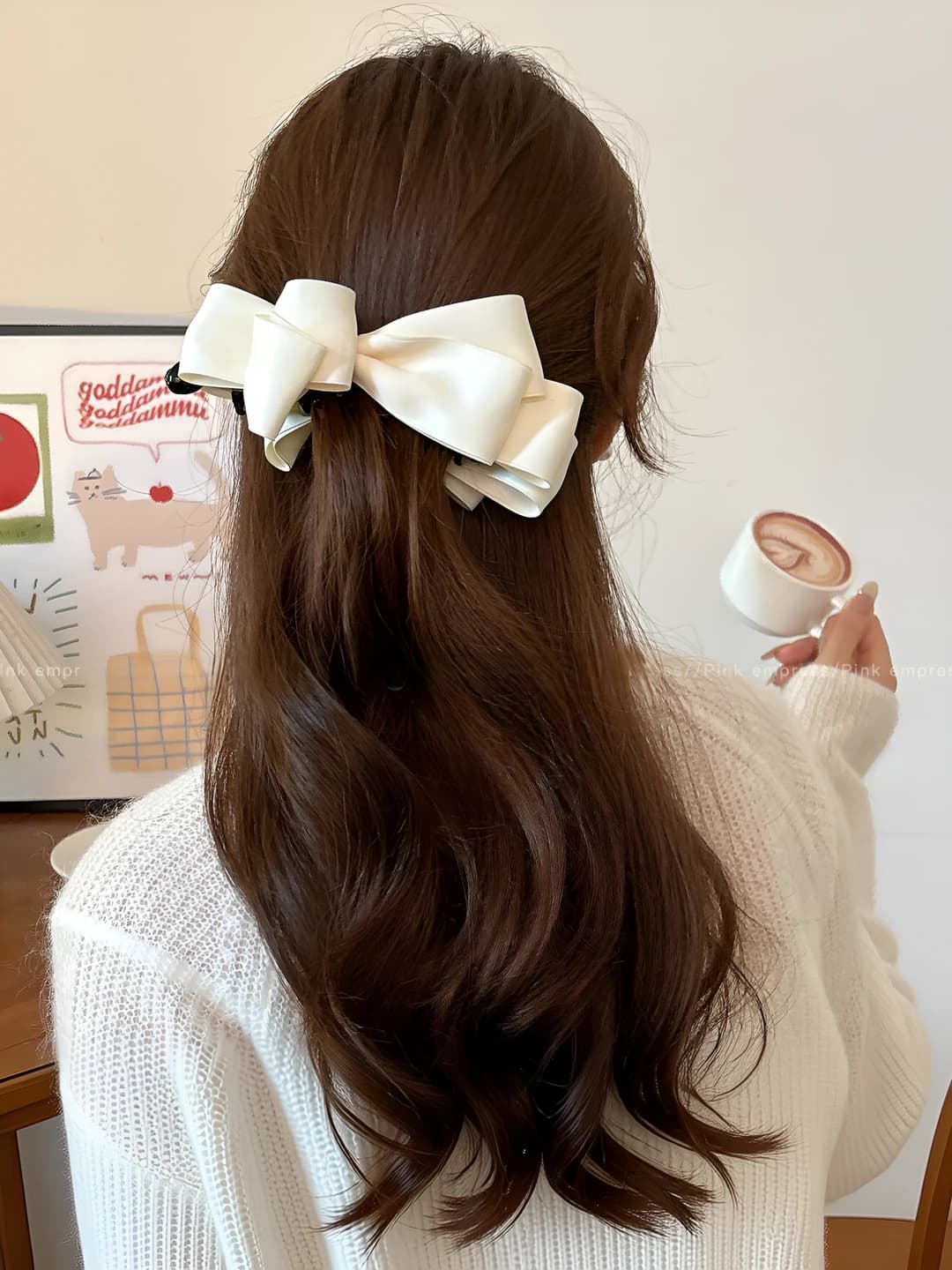2# Off-white (~13.5 cm)