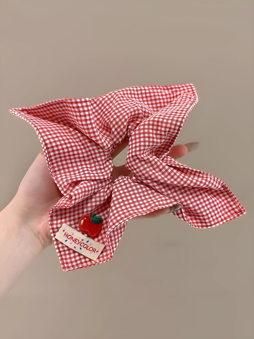 1# Red plaid square 21*22 cm