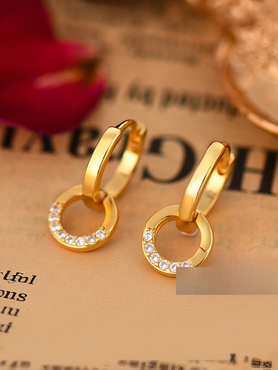 Gold color-ring pendant
