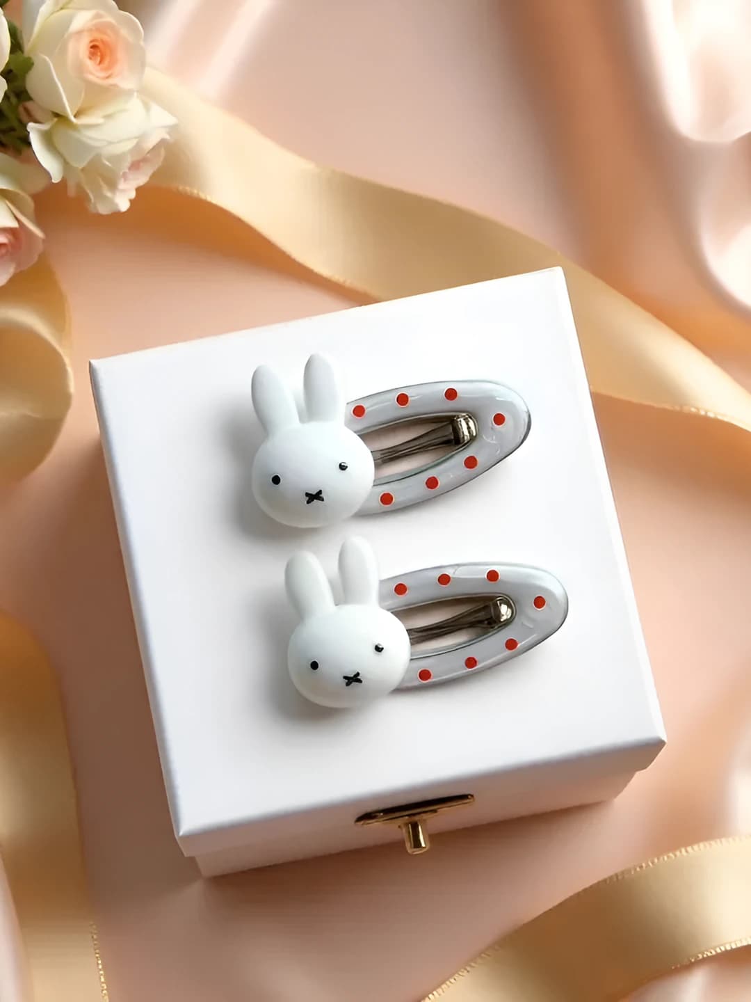 Miffy, black with red dots