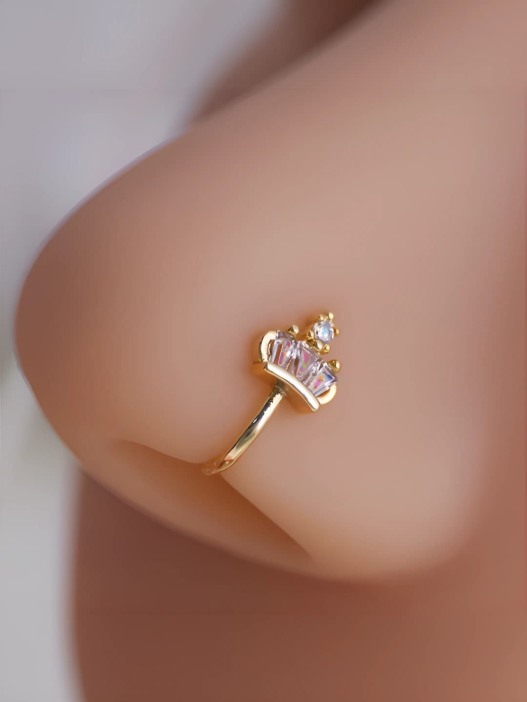 Crown zircon nose clip