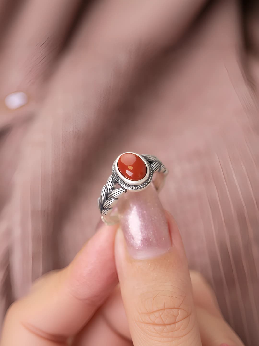 Vintage kumush rang