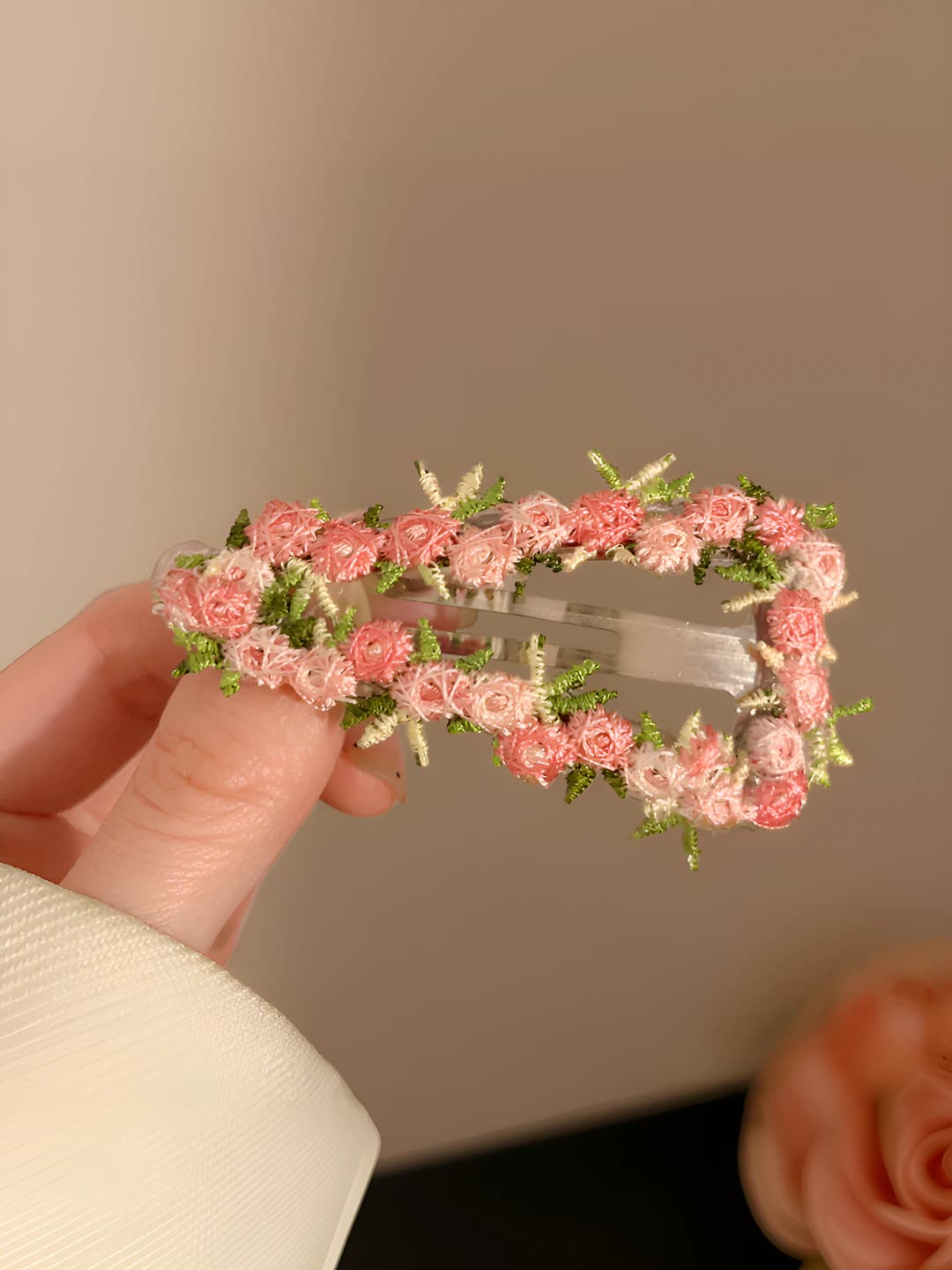 Floral, lace, triangle BB, 7.5 cm