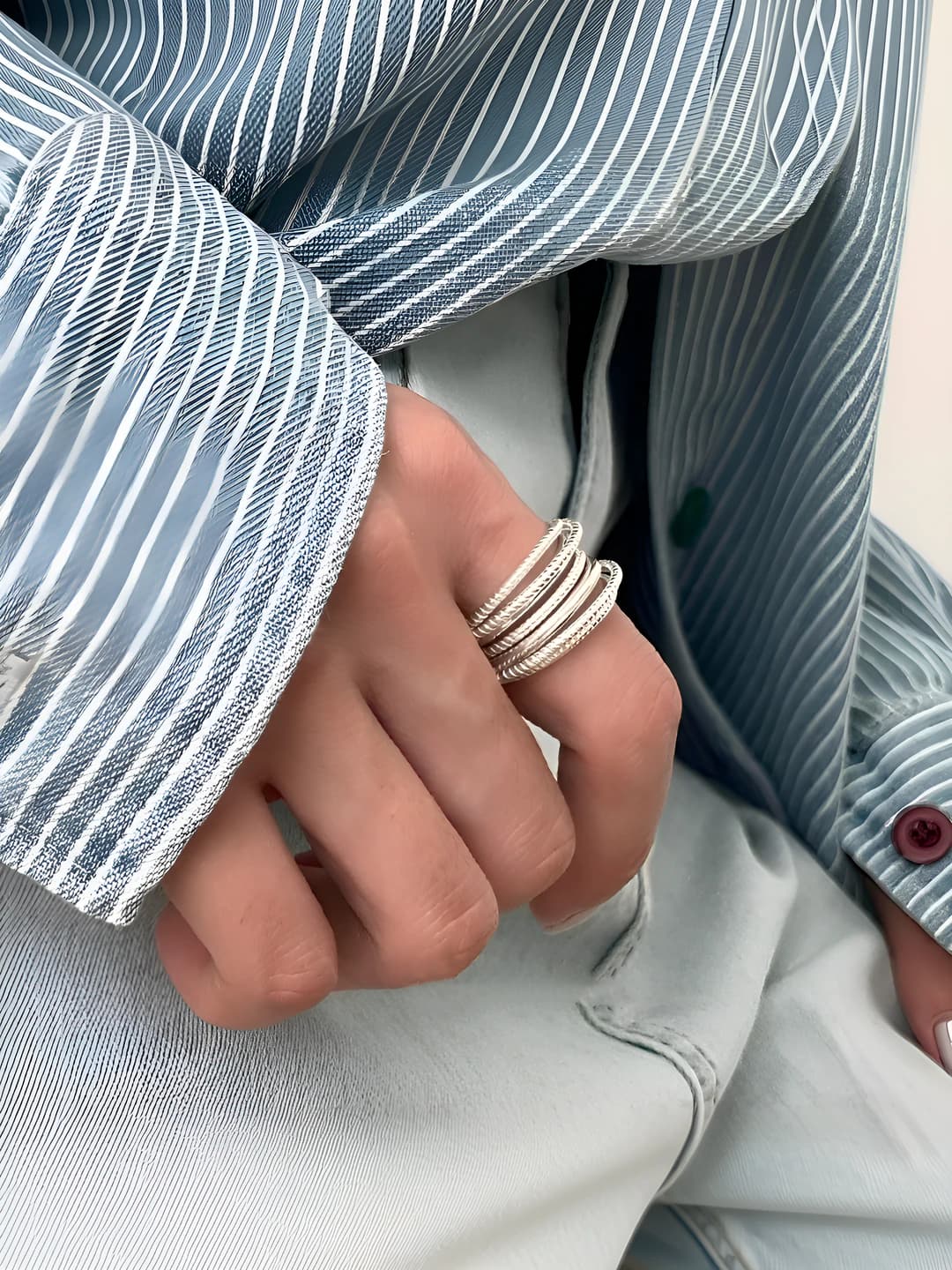 Women's multi-layer twist ring, geometric, open