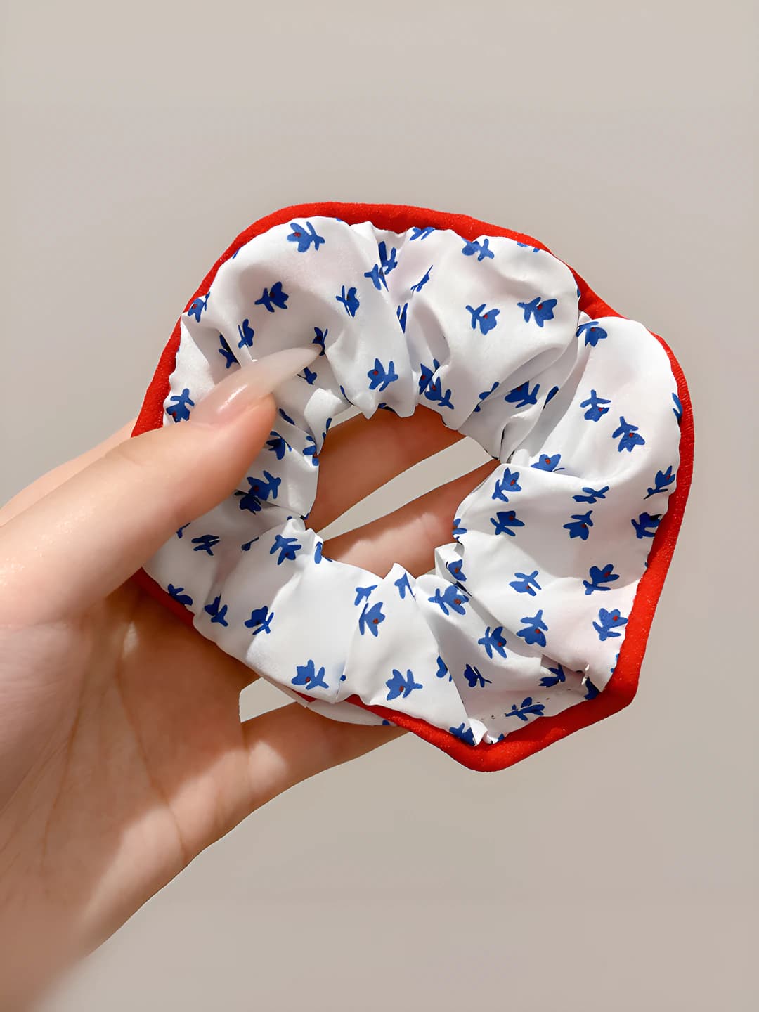 1# Blue floral red trim hair tie 10 cm