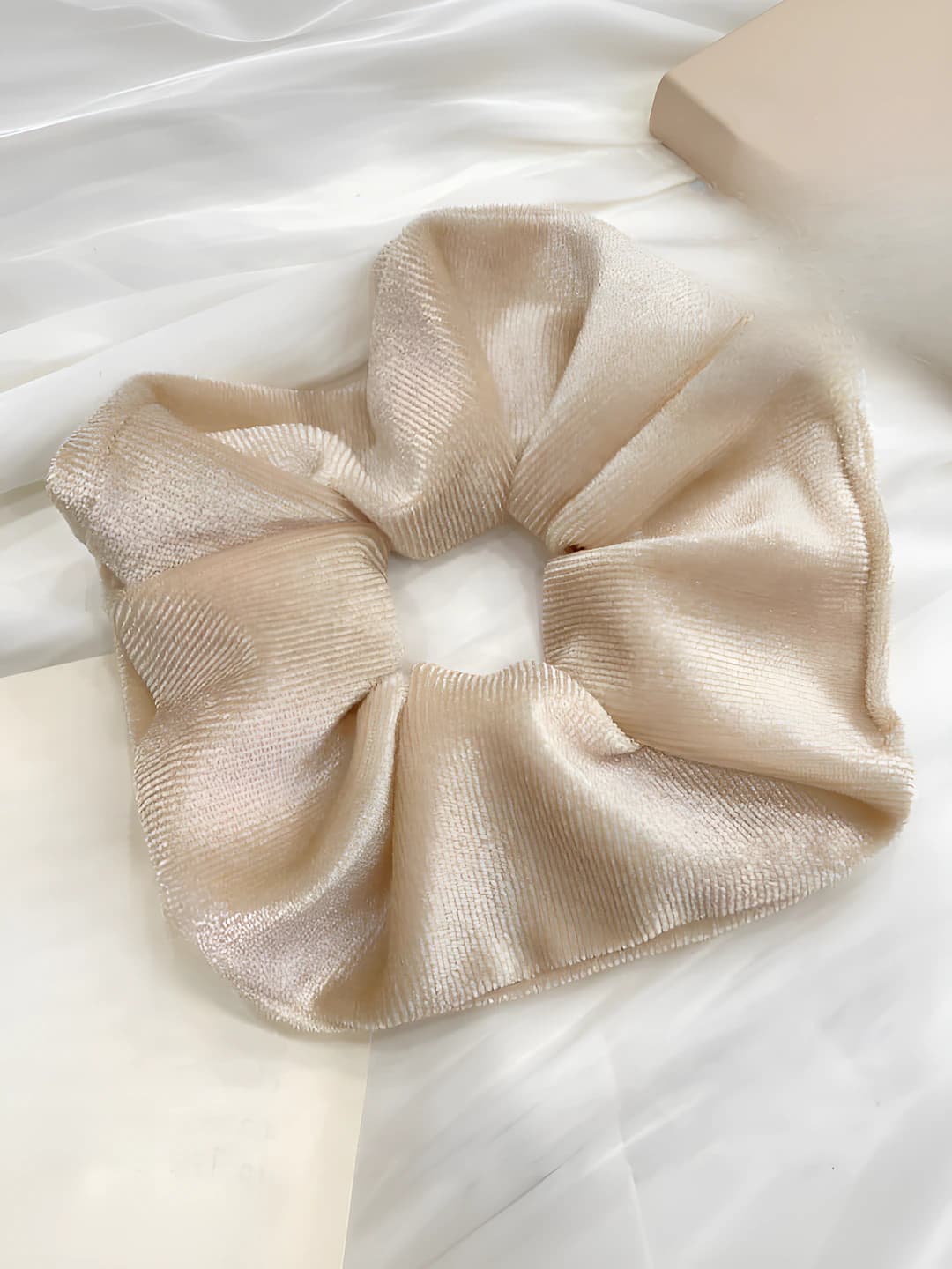 4# velvet scrunchie - apricot