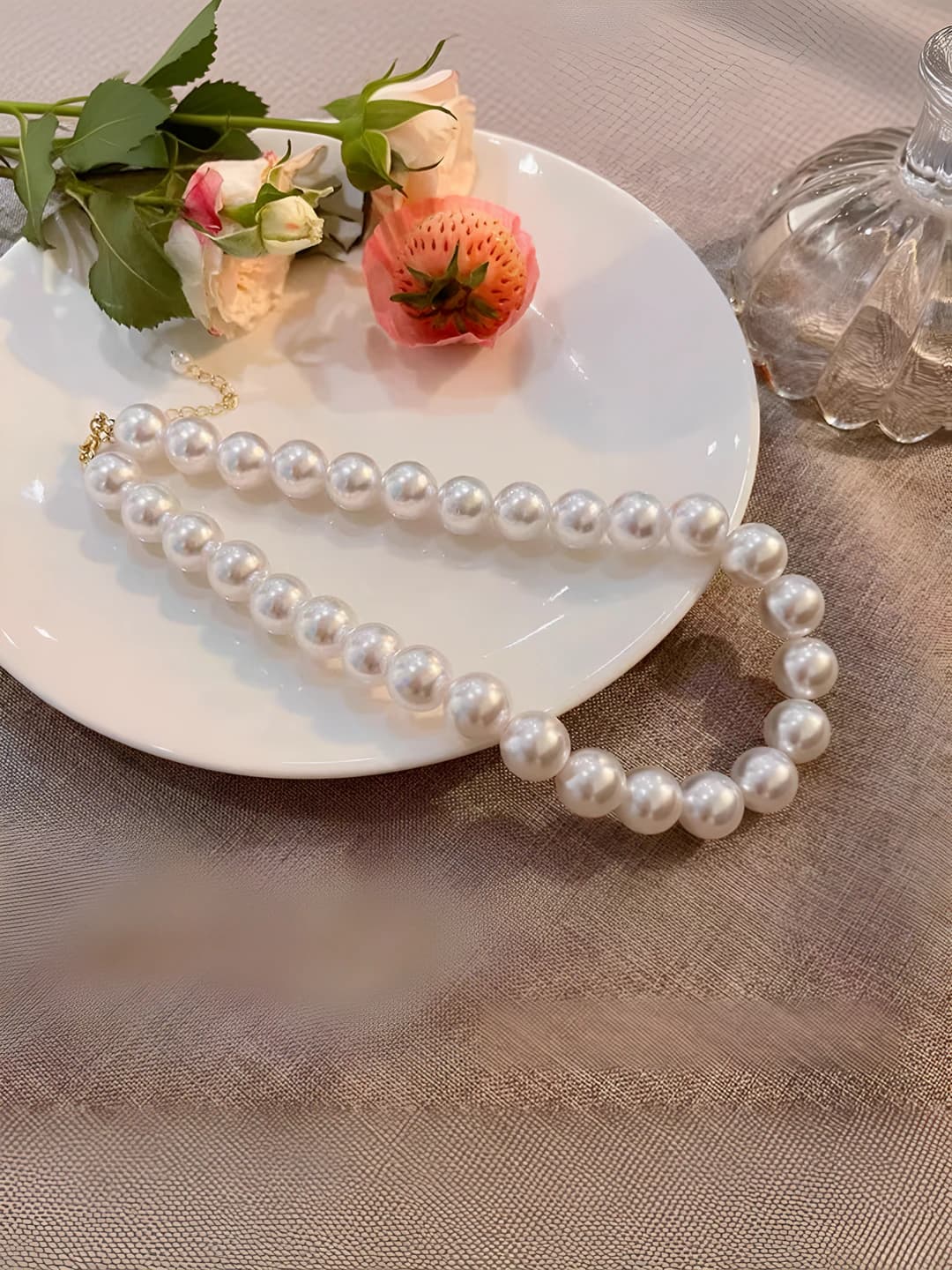 14 mm bright pearl necklace