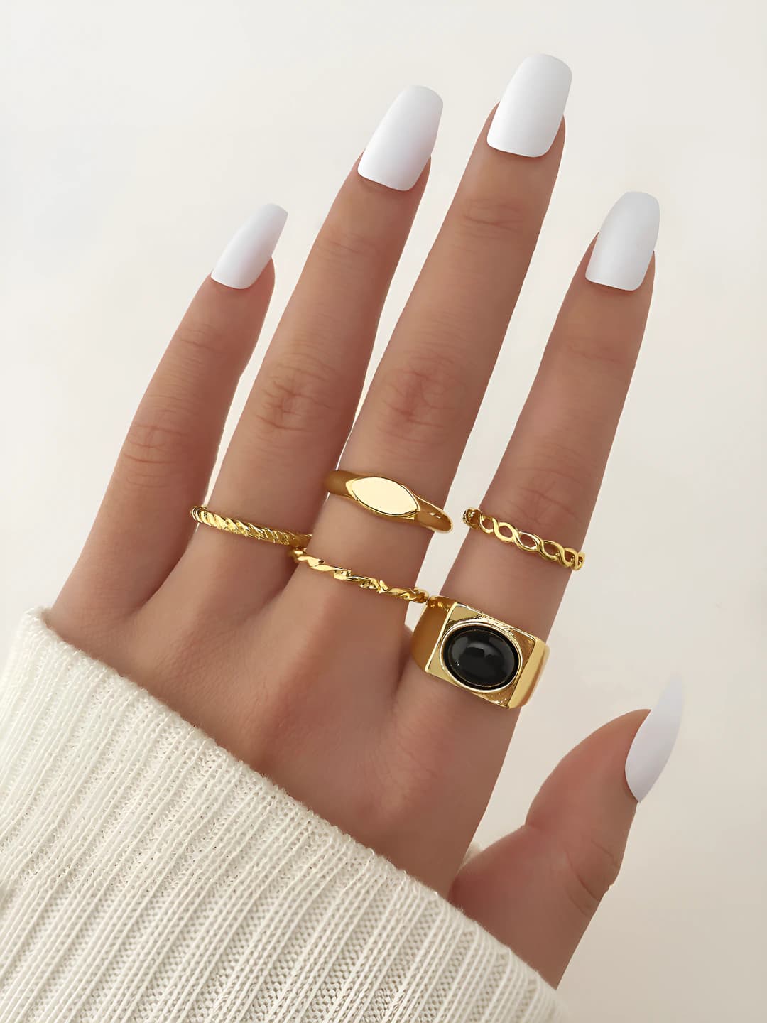 Women's retro style cable knit gold geometric oval rings with black stones (set of 5)