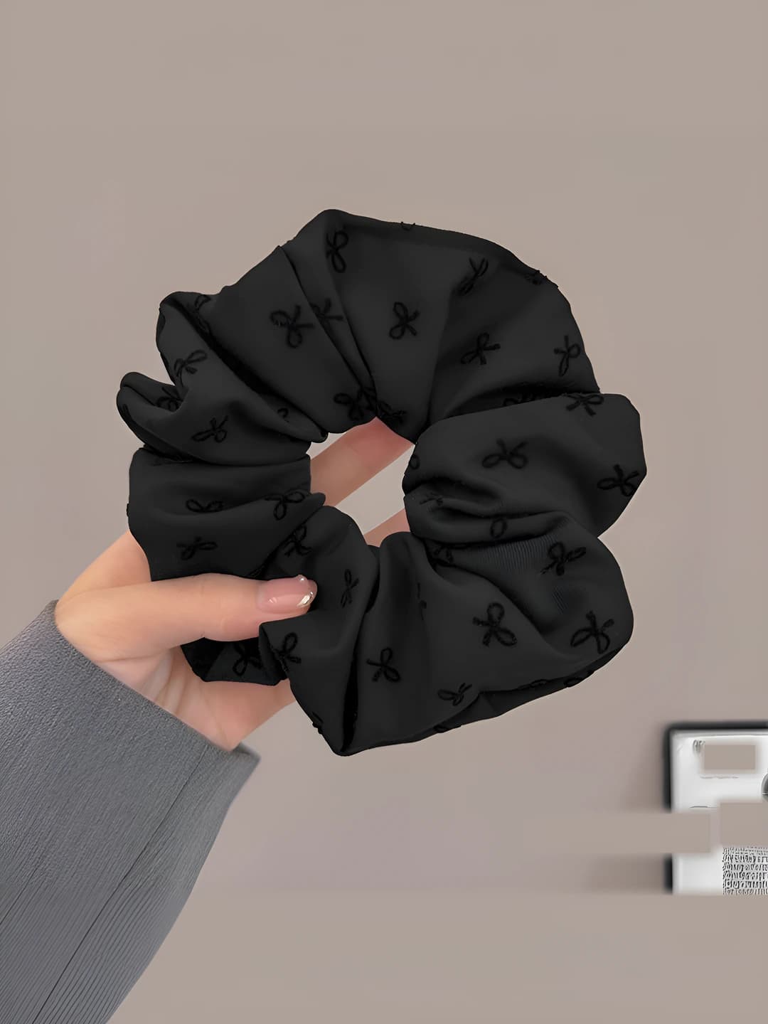 Black bow, 12 cm