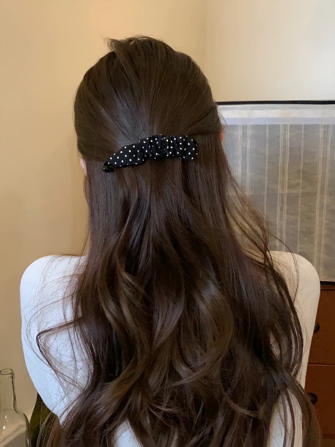 Black polka dot banana clip 10 cm