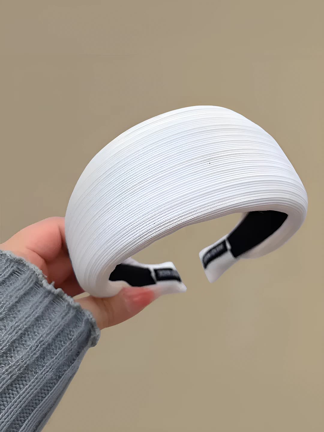 Thick sponge wide headband [beige]