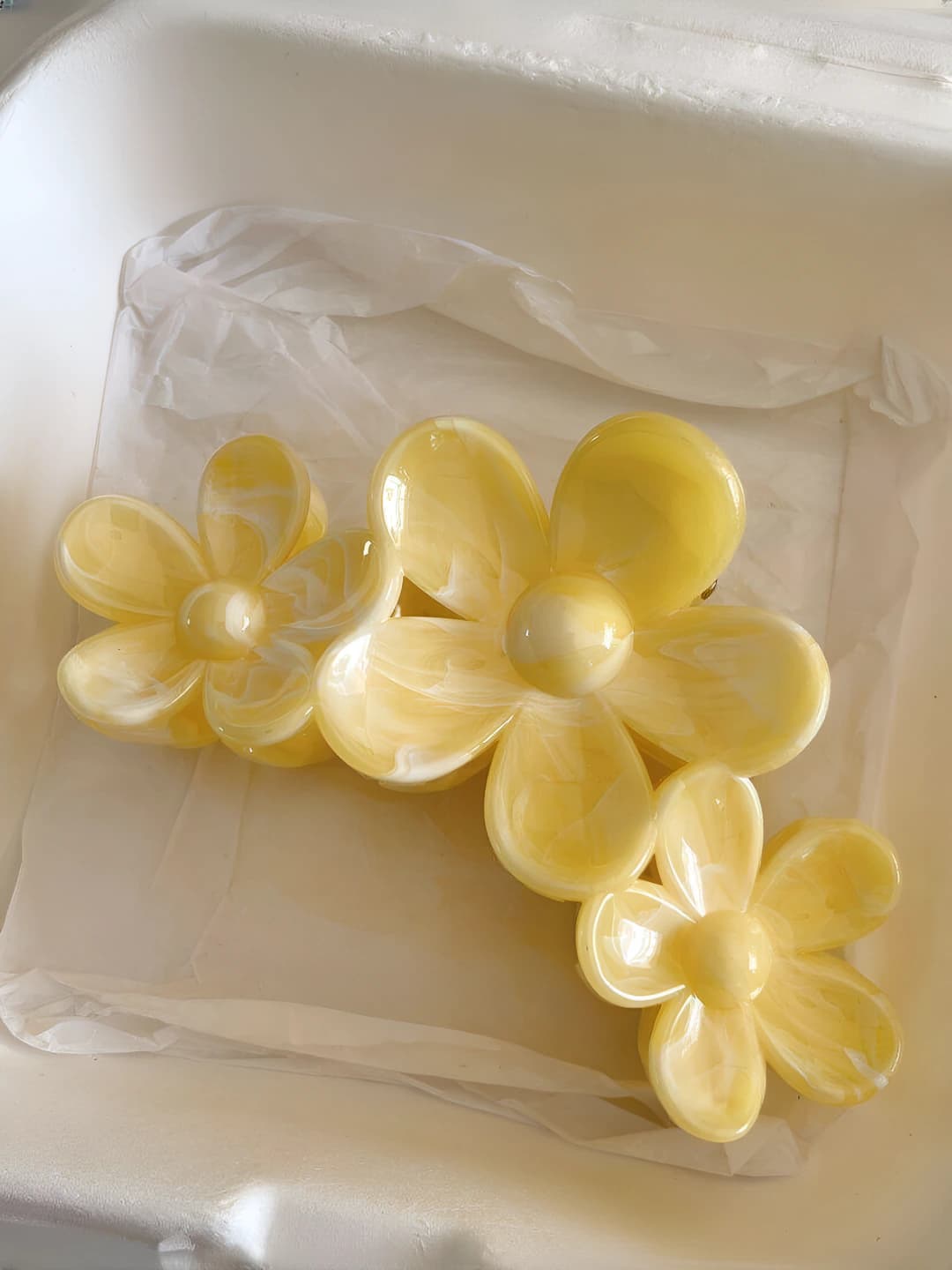 1# Yellow three-flower clip, 11 cm