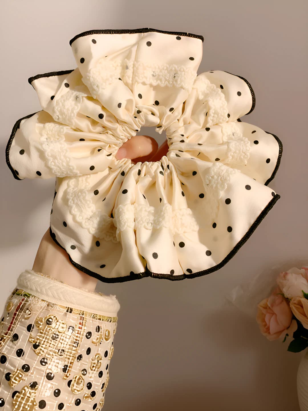 1# White-lace 21 cm 18 cm