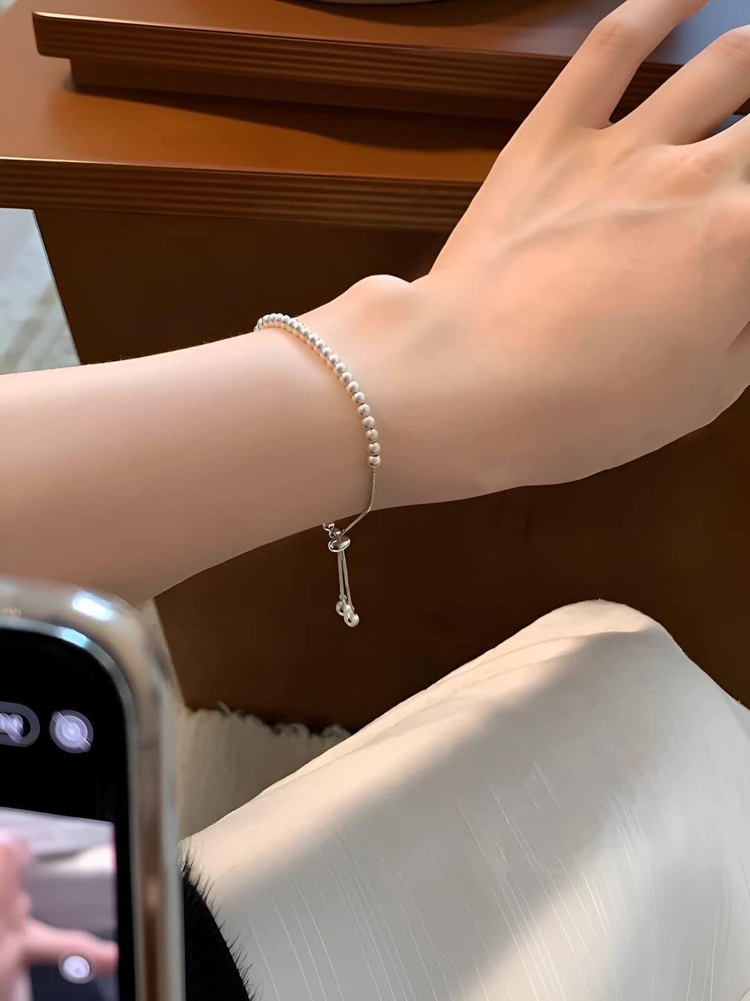 Round bead bracelet
