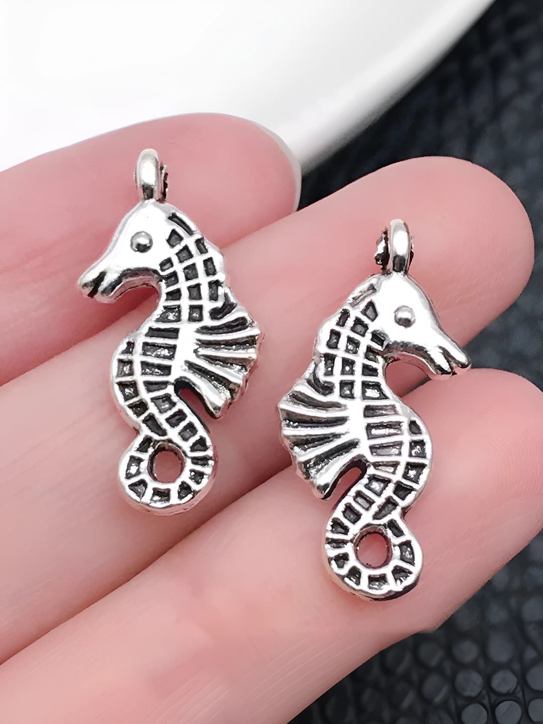 1 pc sea horse 11x24mm-1.2g