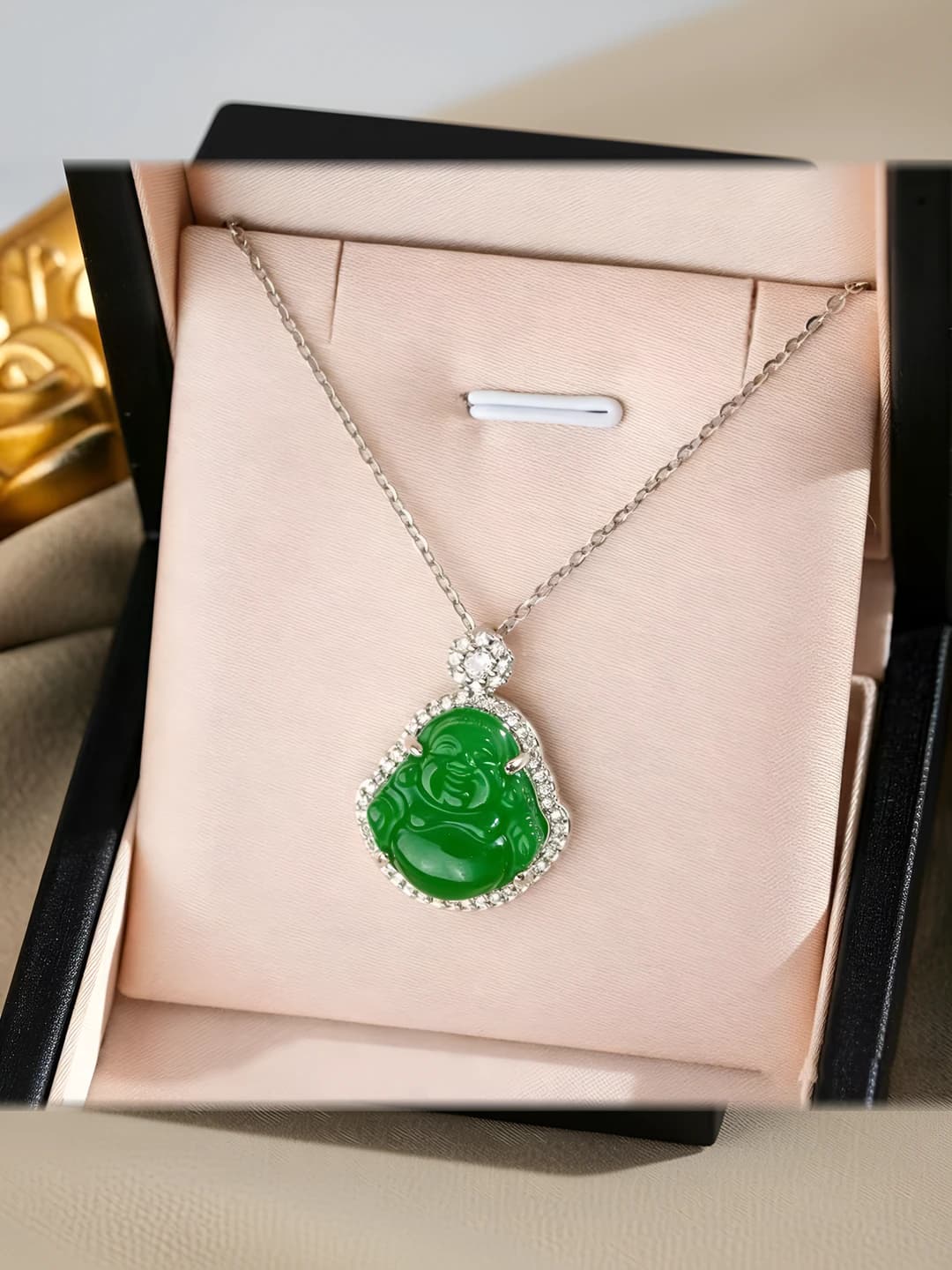 273 Buddha necklace - Silver green