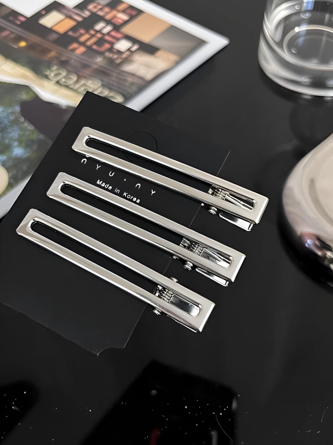 Silver square cut-out clips, 3 pcs
