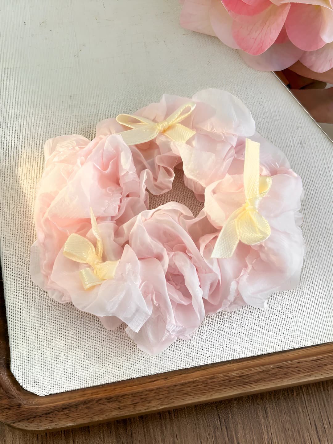Cream white, bow, pink