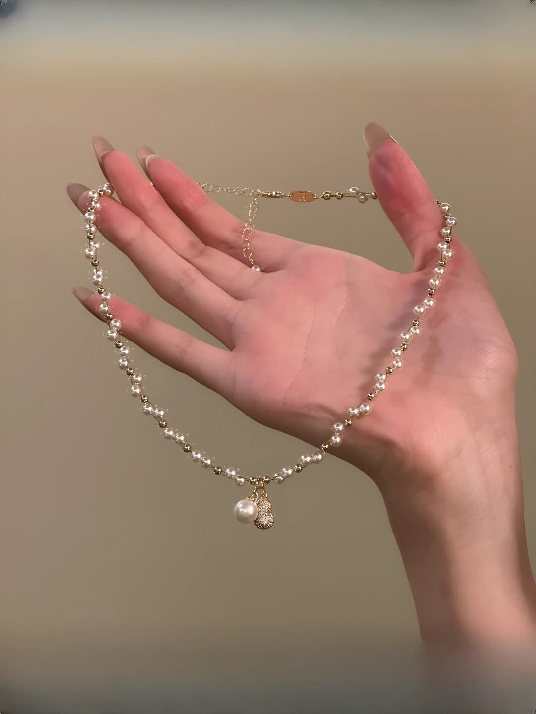 Gourd pearl pendant necklace