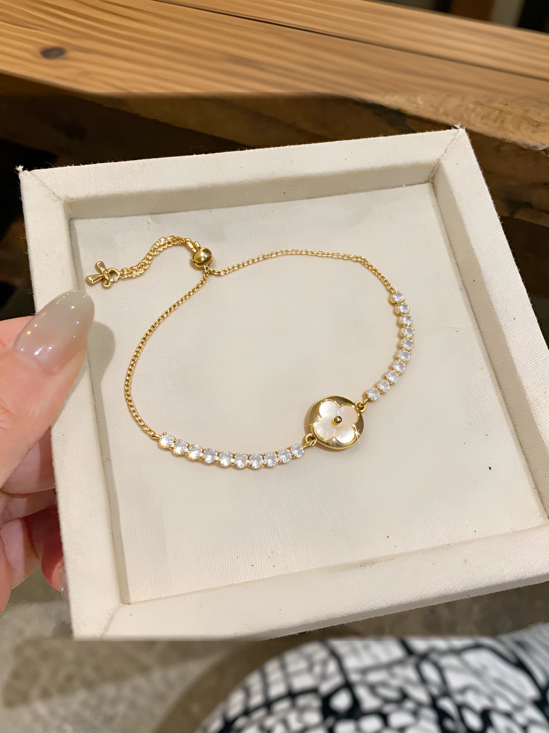 1# Bracelet - Gold