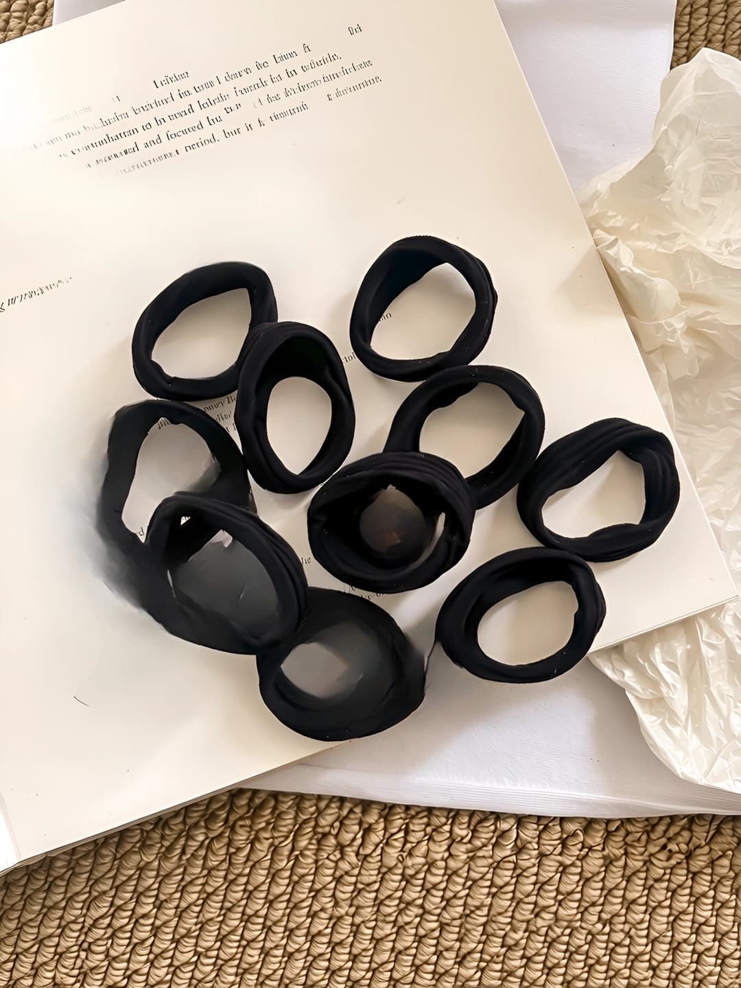 Black vertical striped hair ties, 10 pcs
