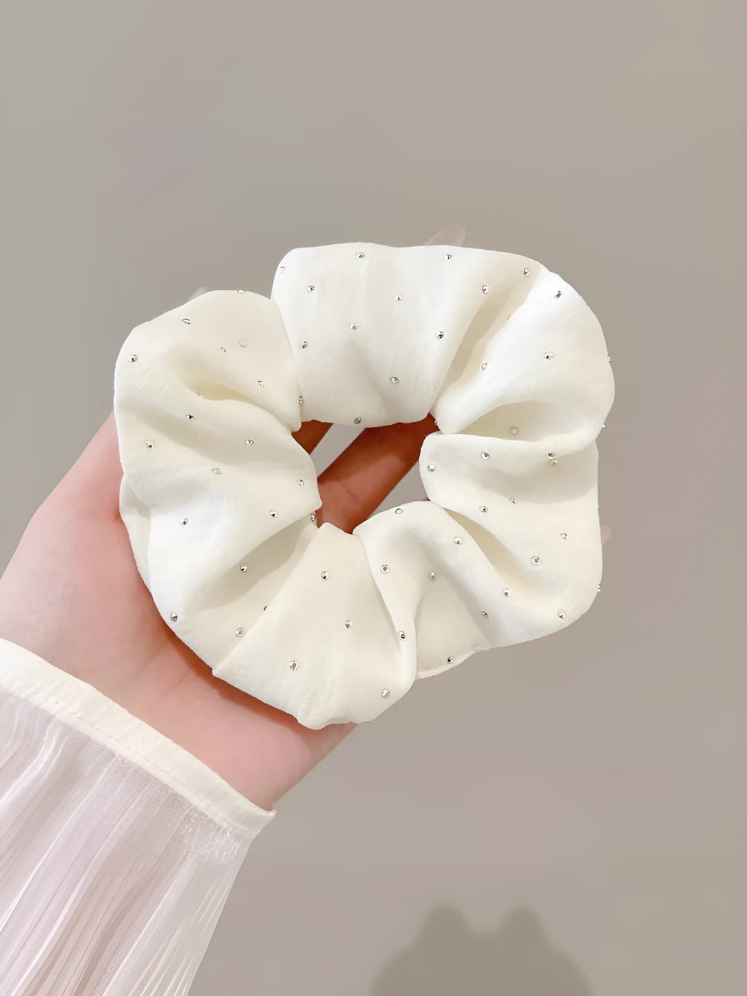 Off-white, rhinestone, large