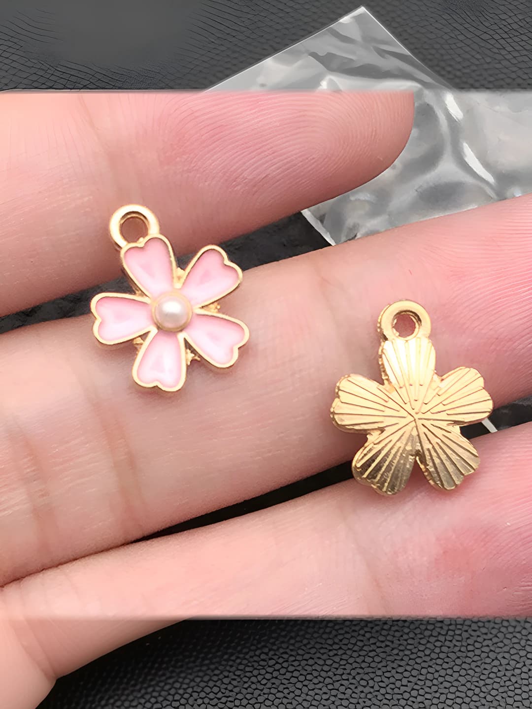 1 ta pushti chipli sakura guli 12x15mm-0.8g-11886