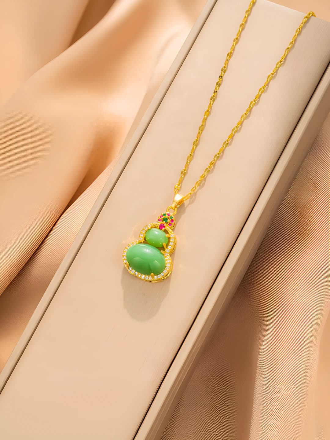 299 Green gourd - Gold-green