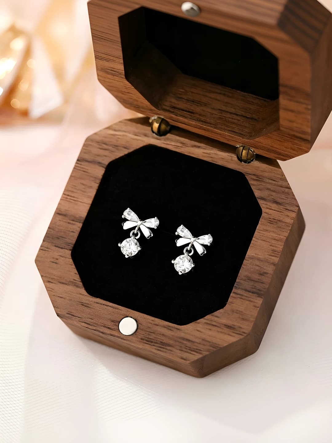 Women's 316L titanium steel ear cartilage studs, full zircon water drop and bow pendant, zircon earrings