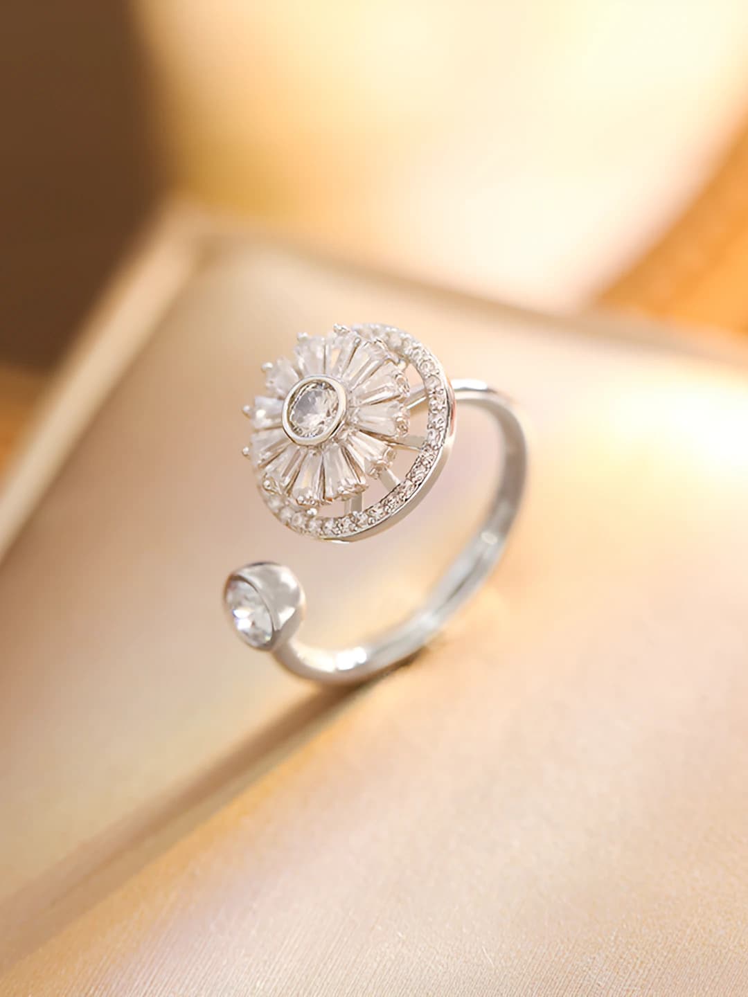 Серебряный