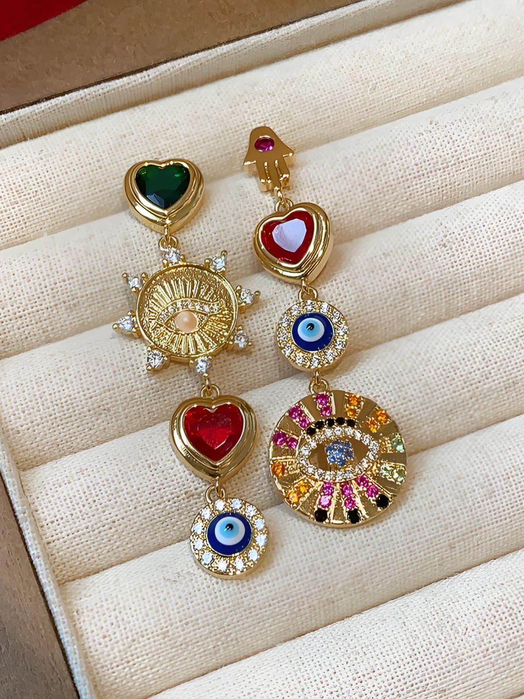 13 Kumush tirqish - Oltin - Rang-barang