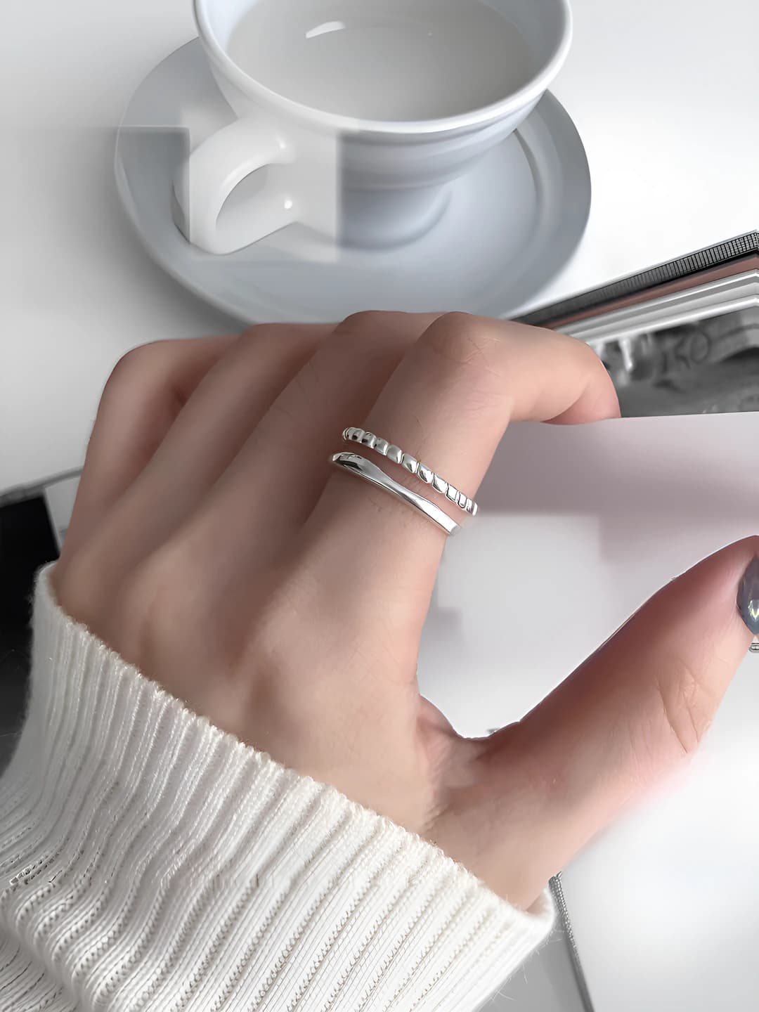 Double wave ring