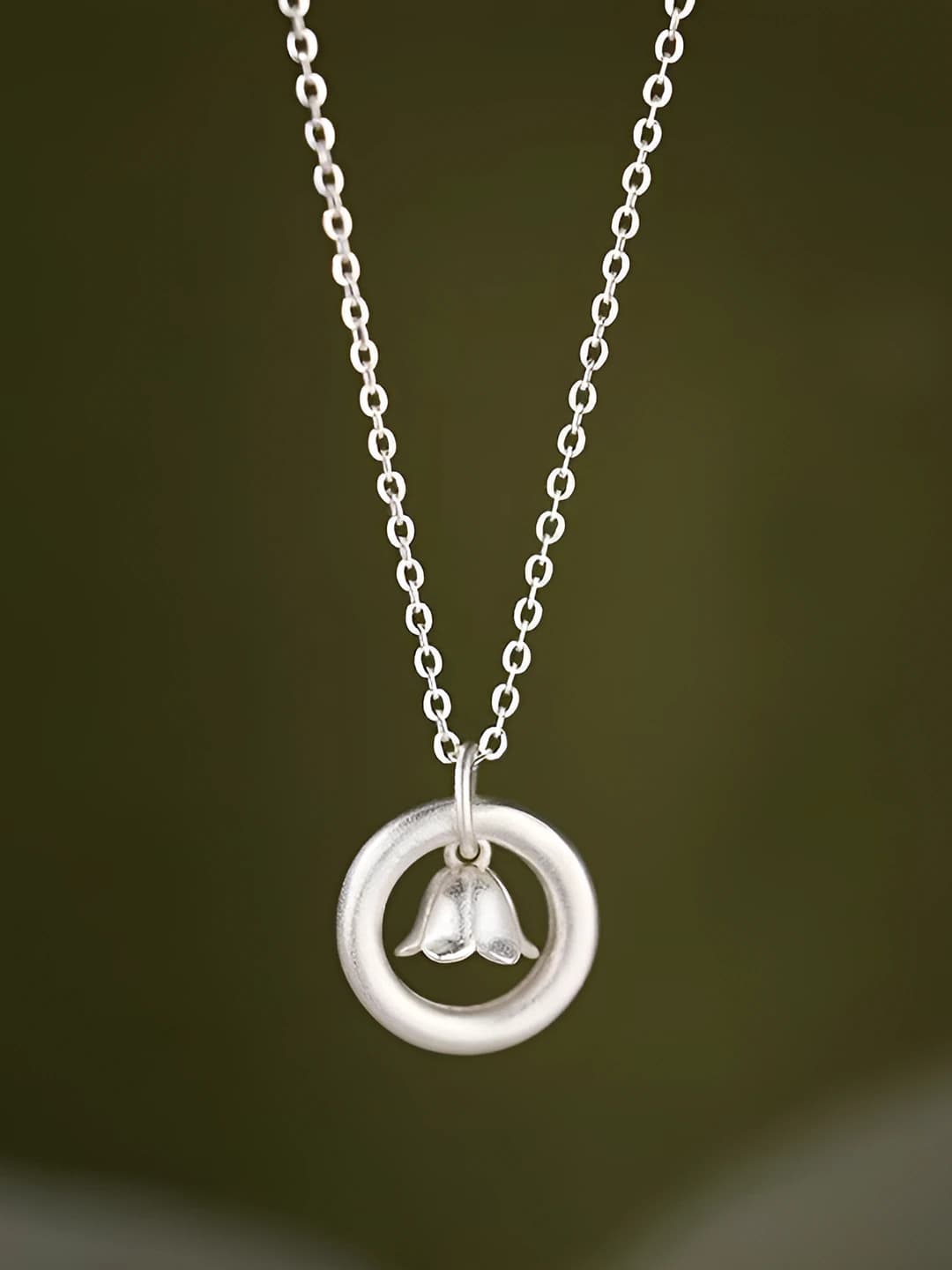 Women's plated copper pendant necklace with floral and lily of the valley design, 41-50 cm, retro style in Chinese style