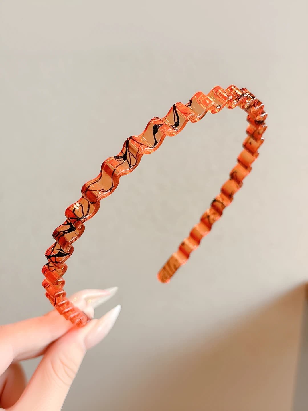 2# Wavy headband - Brown ~12 cm