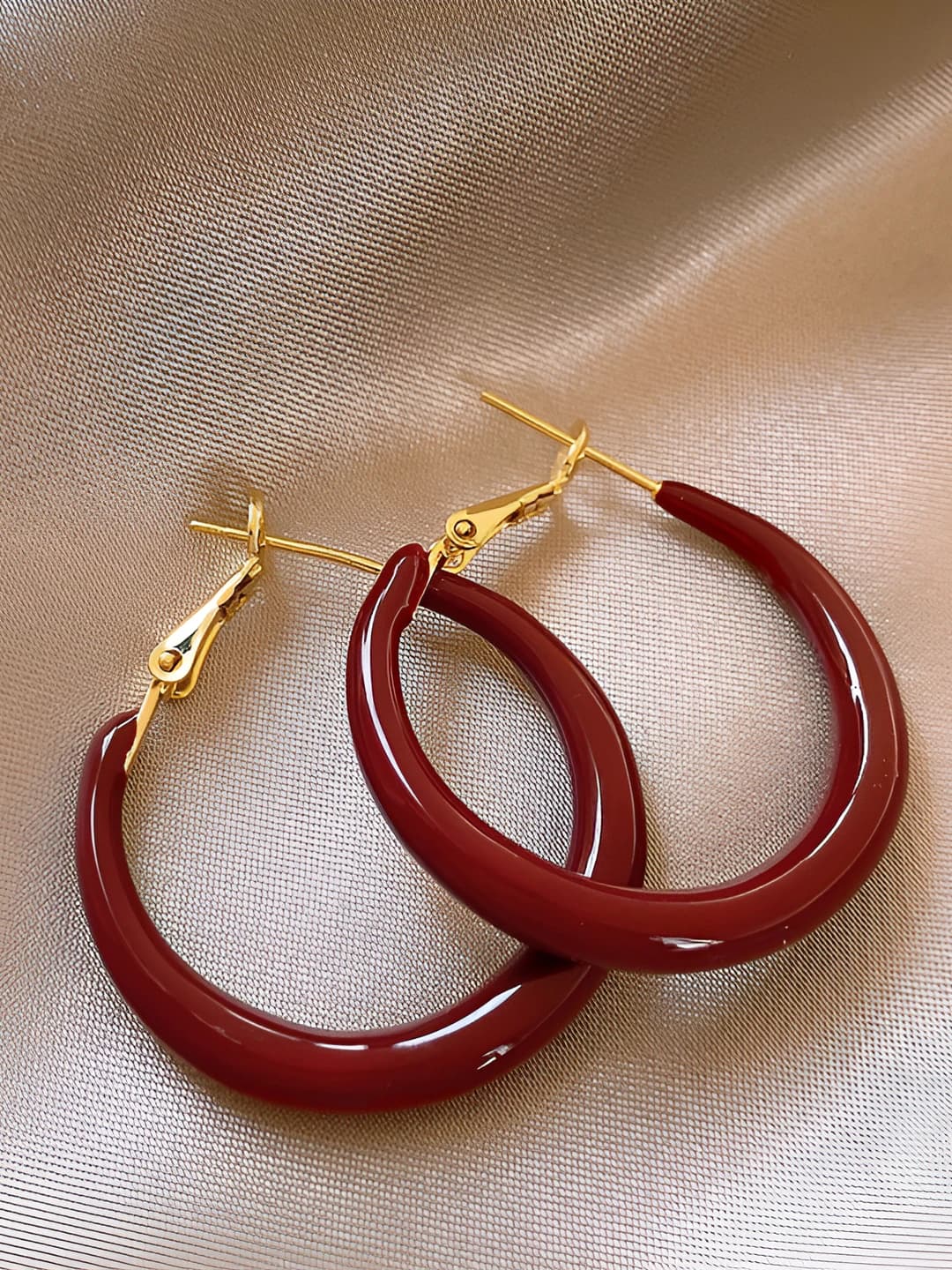 4mm kumush tirqish qizil quloq halqasi