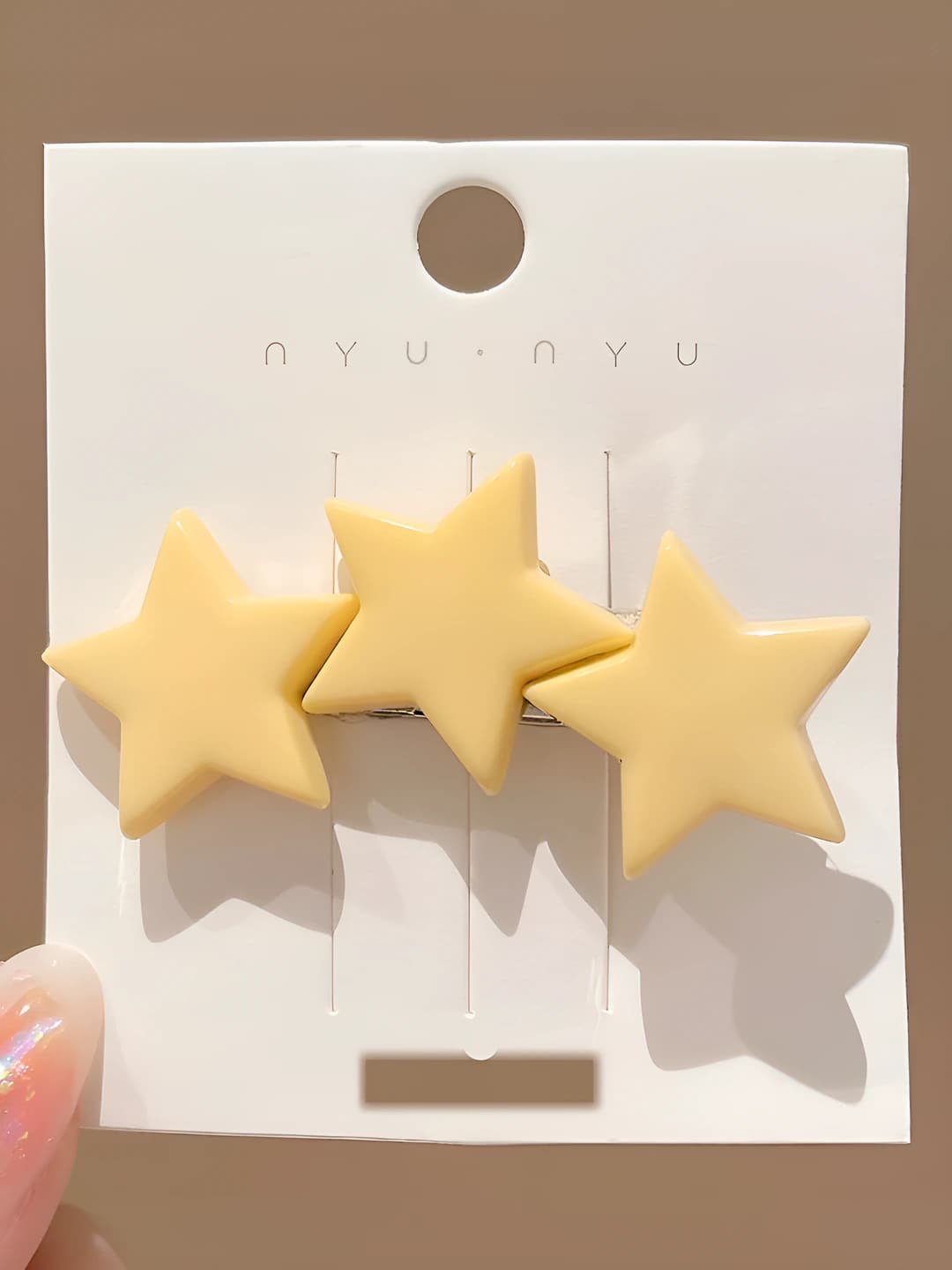 Three stars, 6 cm