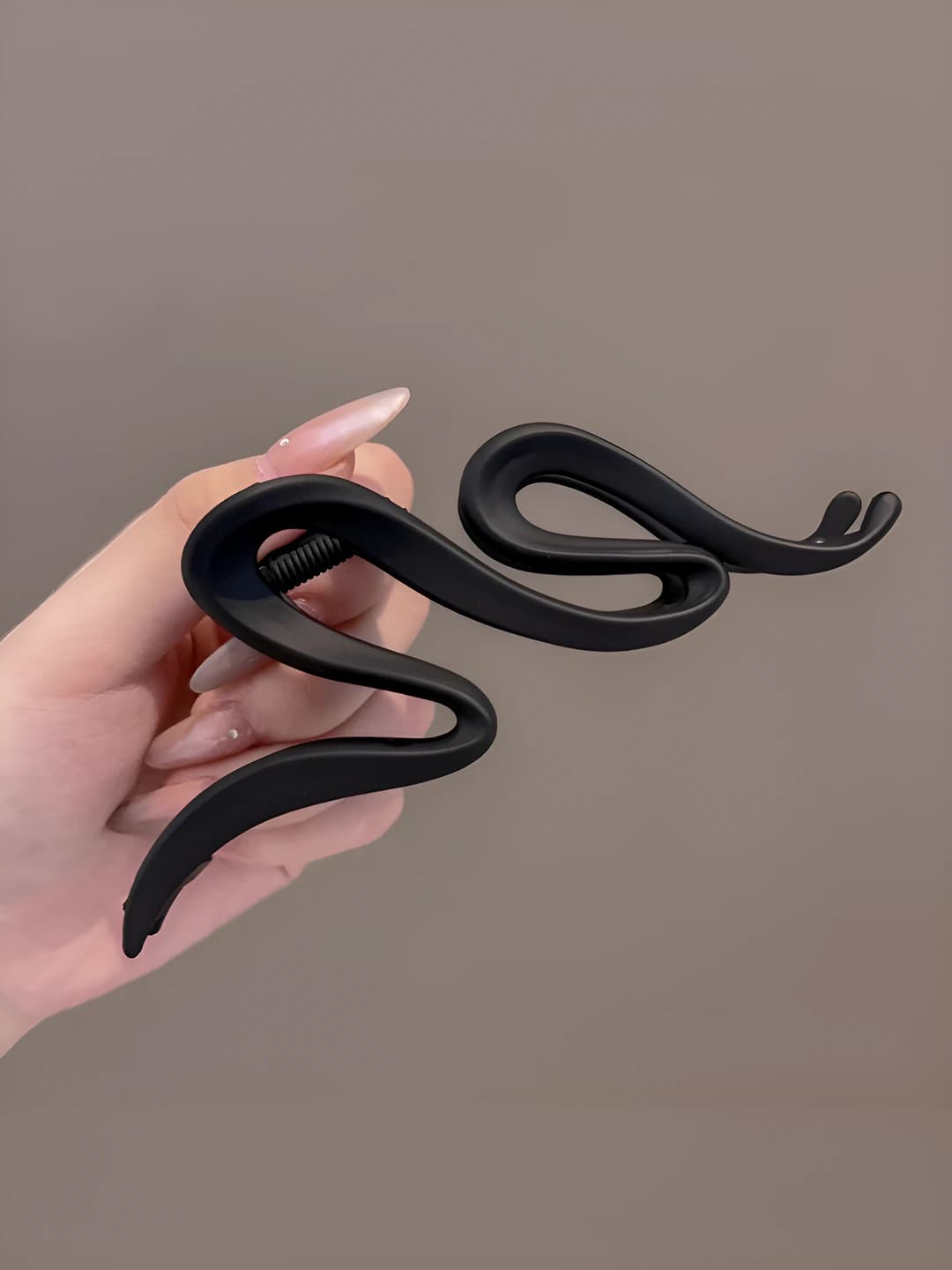 Qora tutqich 13 cm