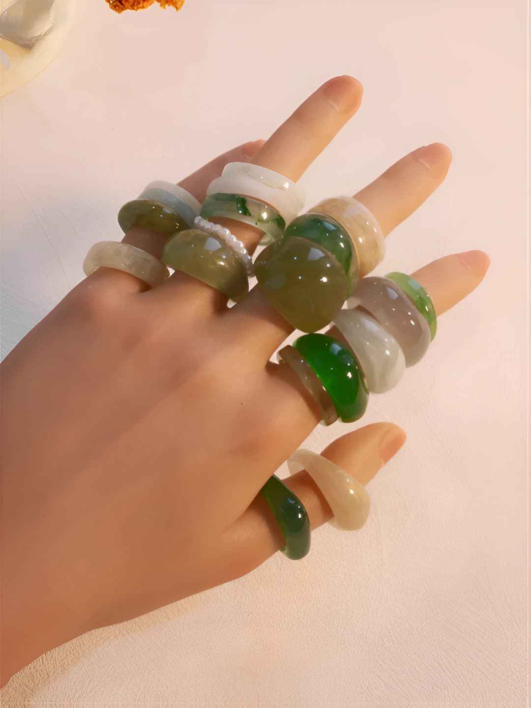 19-piece green ring set